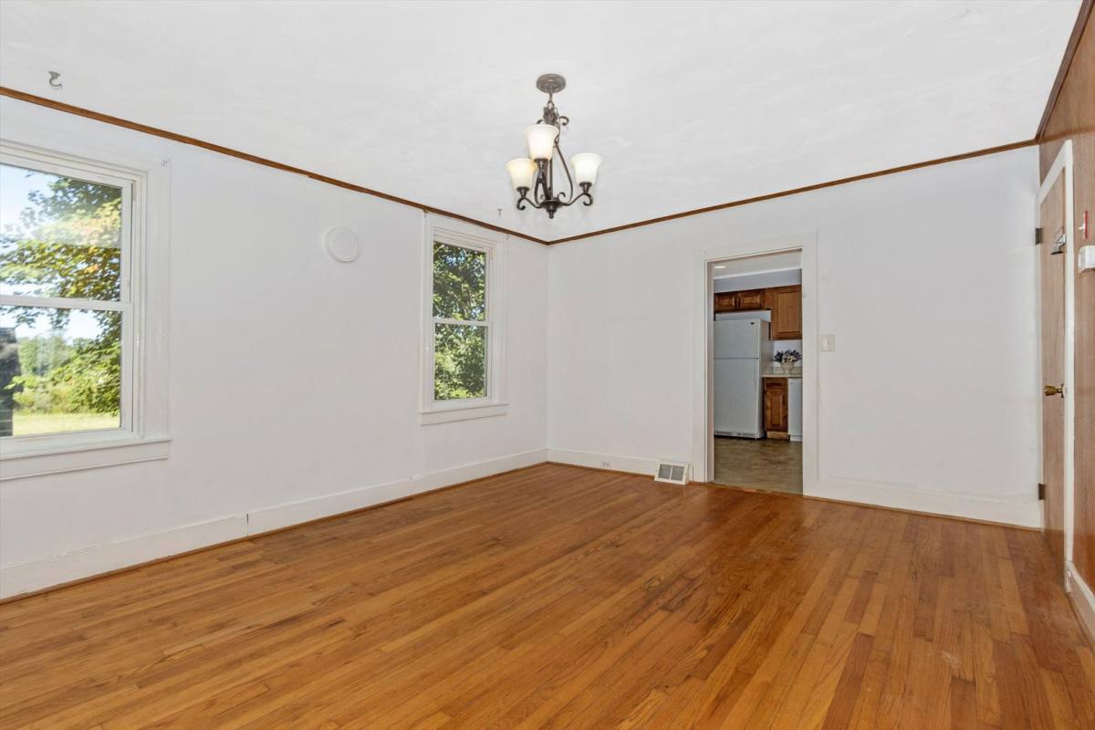 House for rent at 13634 Gilssans Mill Rd, Mount Airy, MD 21771
