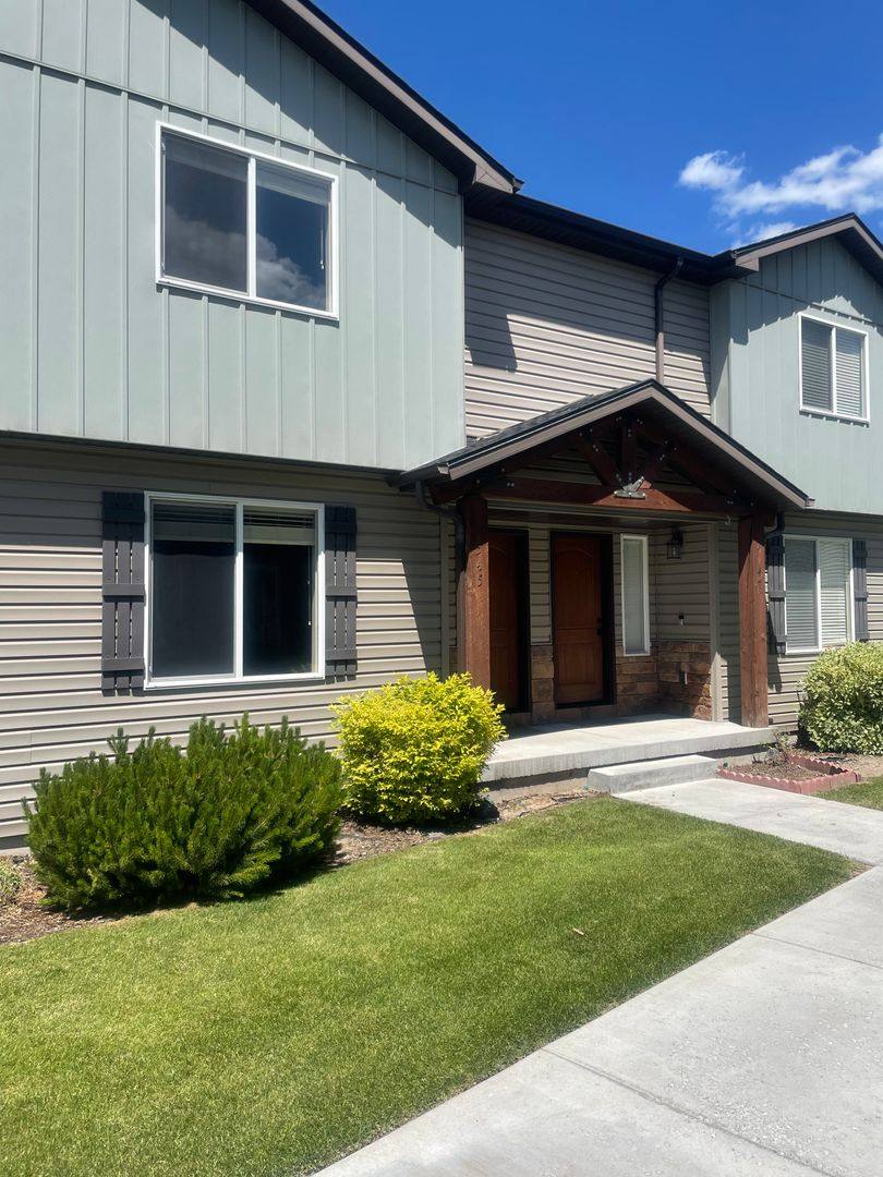Townhouse for rent at 545 Countryside Ave, Rexburg, ID 83440