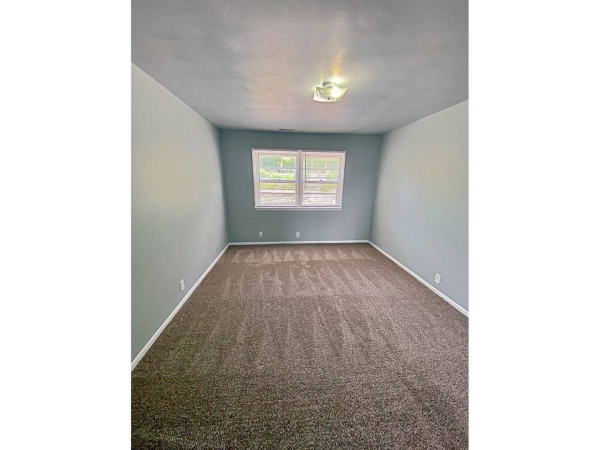 Apartment for rent at 1110 N 48th Ave, Omaha, NE 68132