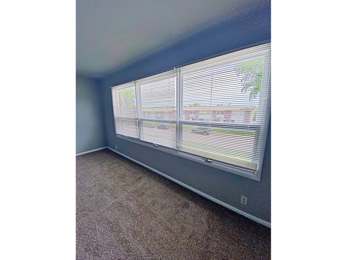 Apartment for rent at 1110 N 48th Ave, Omaha, NE 68132