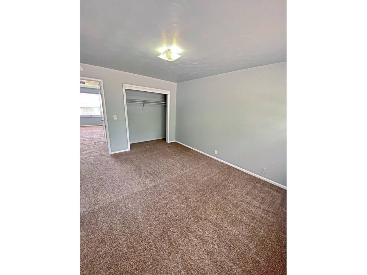 Apartment for rent at 1110 N 48th Ave, Omaha, NE 68132