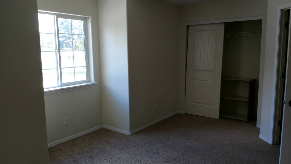 Townhouse for rent at 109 W 19th St, Post Falls, ID 83854