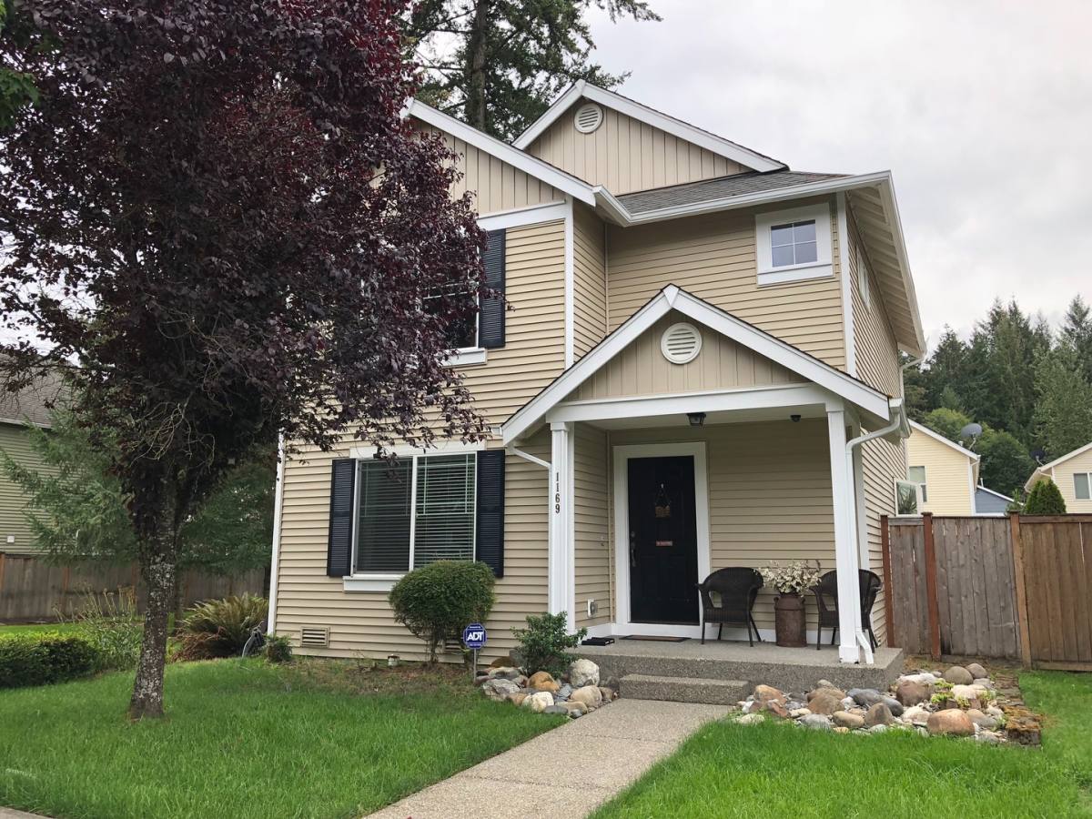 House for rent at 1169 Hudson St, Dupont, WA 98327