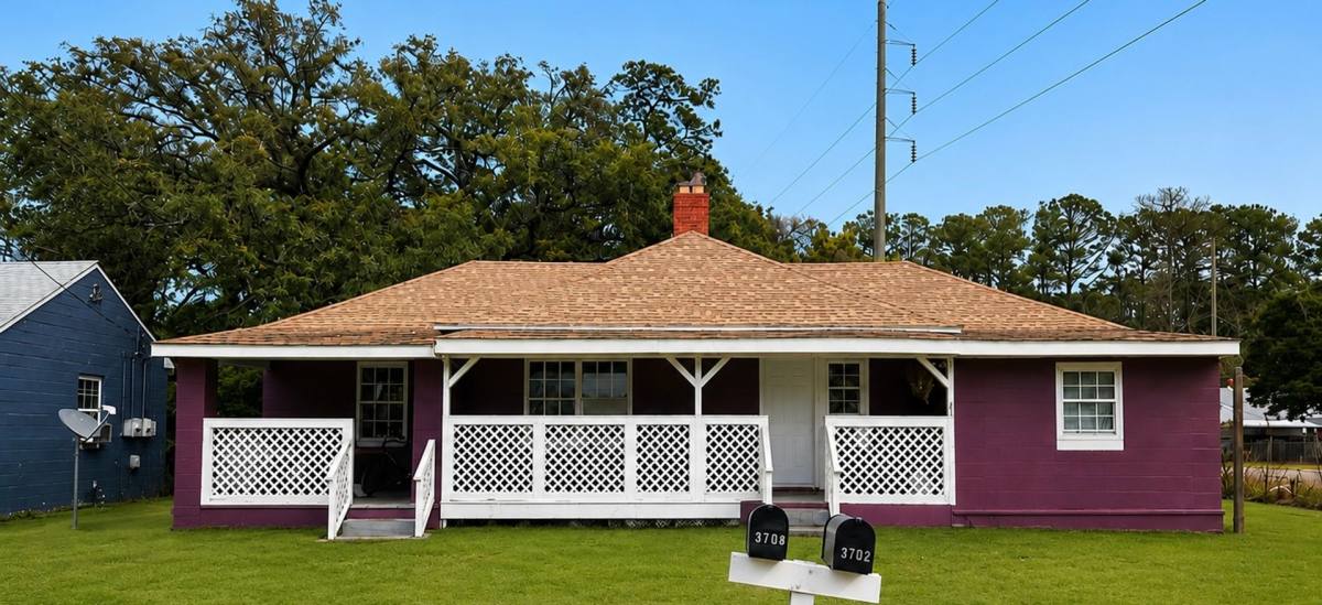 Apartment for rent at 3702 3708 Ogg Ave, Brunswick, GA 31520