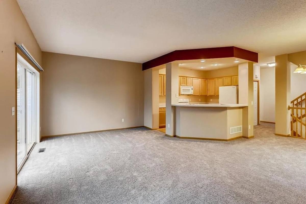 Townhouse for rent at 2249 Eagle Trace Lane, Saint Paul, MN 55129