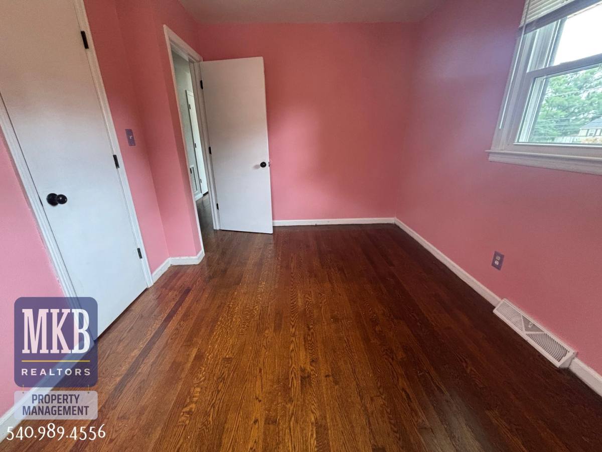 House for rent at 3219 Forest Park Blvd, Roanoke, VA 24017