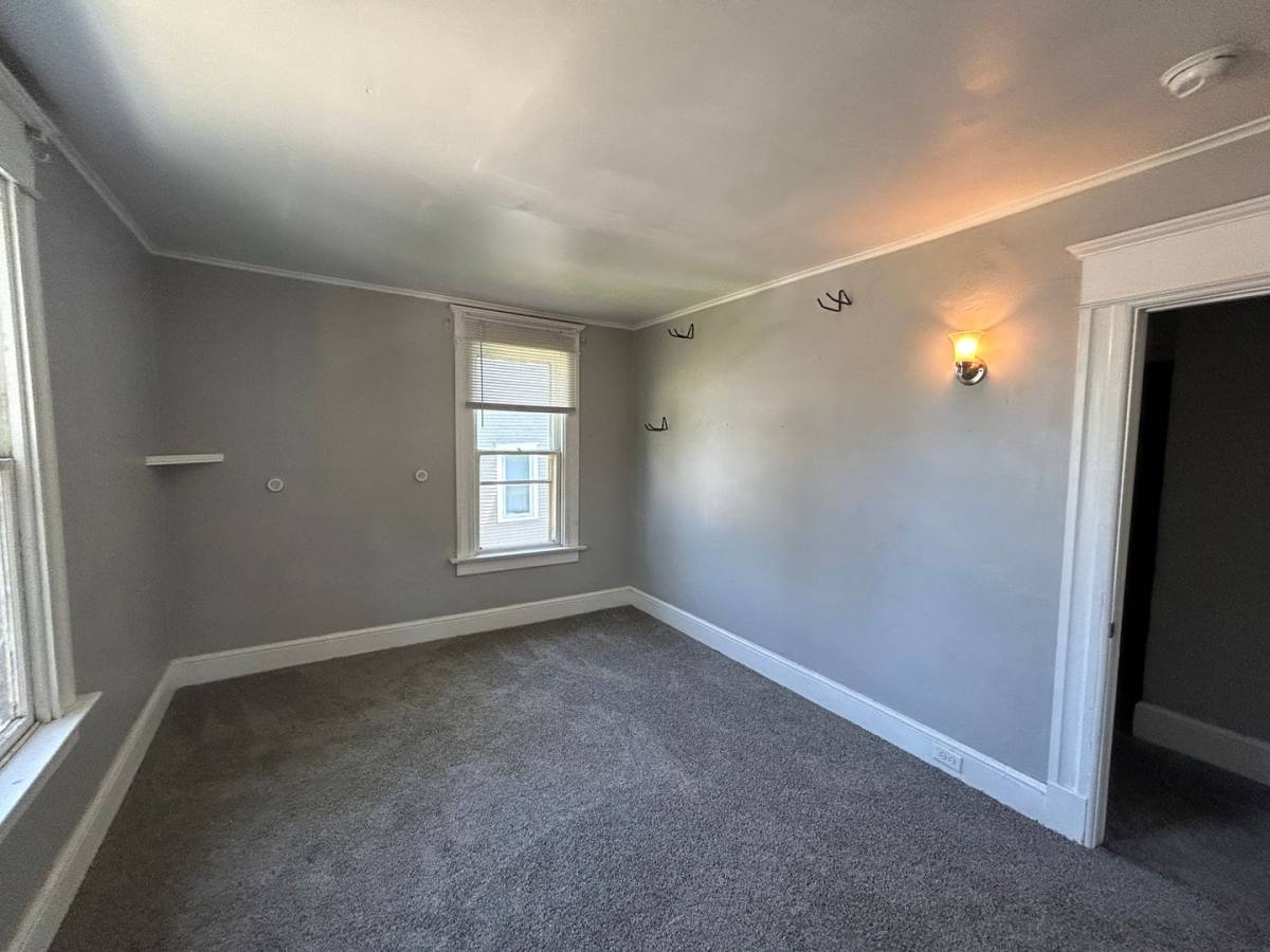 House for rent at 503 W 17th St, Davenport, IA 52803