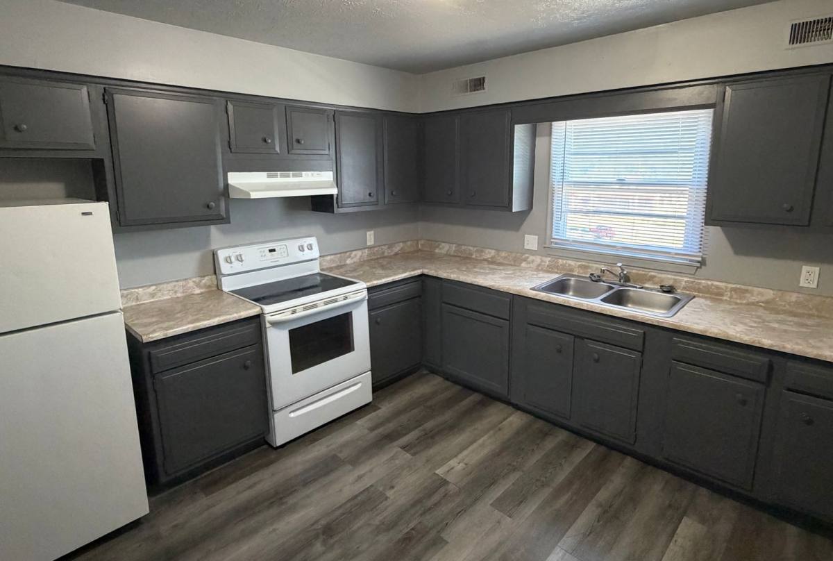 Apartment for rent at 1306 N 48th Ave, Omaha, NE 68132
