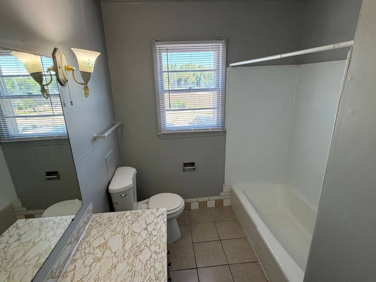 Apartment for rent at 1306 N 48th Ave, Omaha, NE 68132