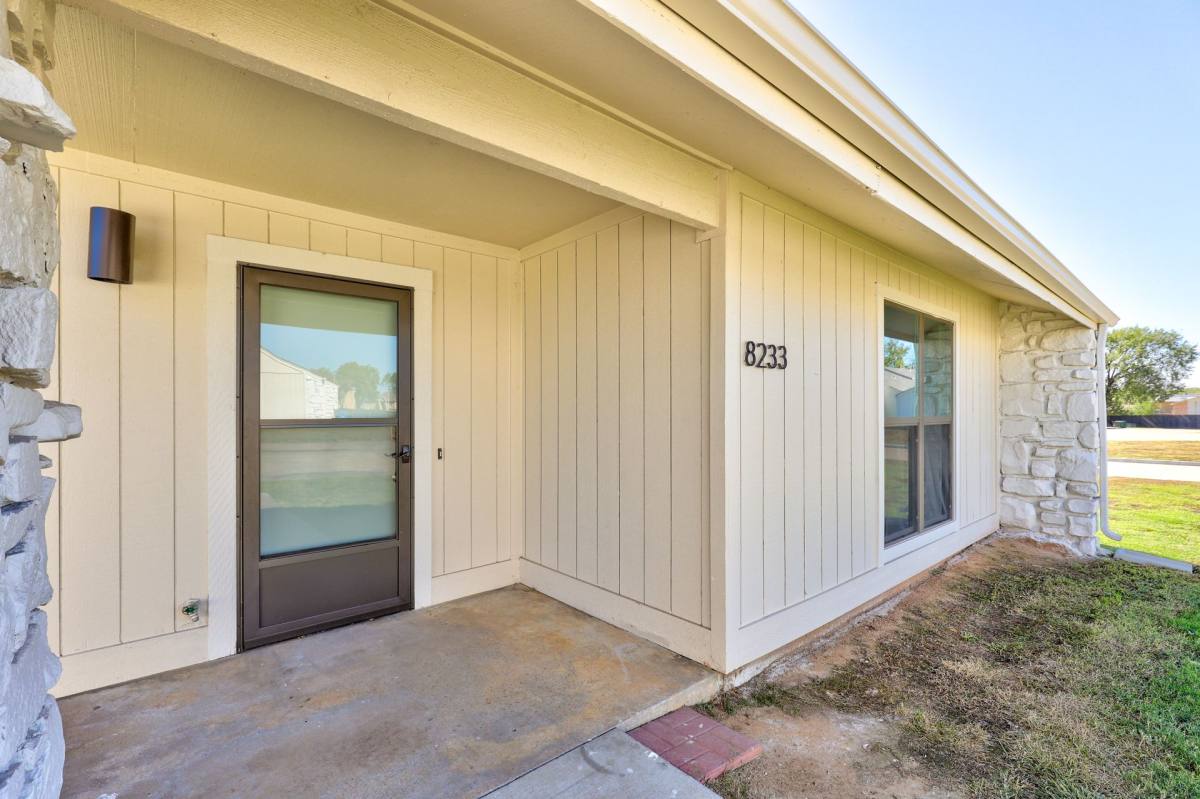 Apartment for rent at 8220 N 116th E Ave, Owasso, OK 74055