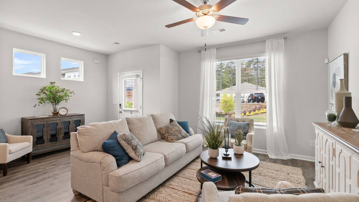 Townhouse for rent at 1100 Hayden St NW, Atlanta, GA 30331
