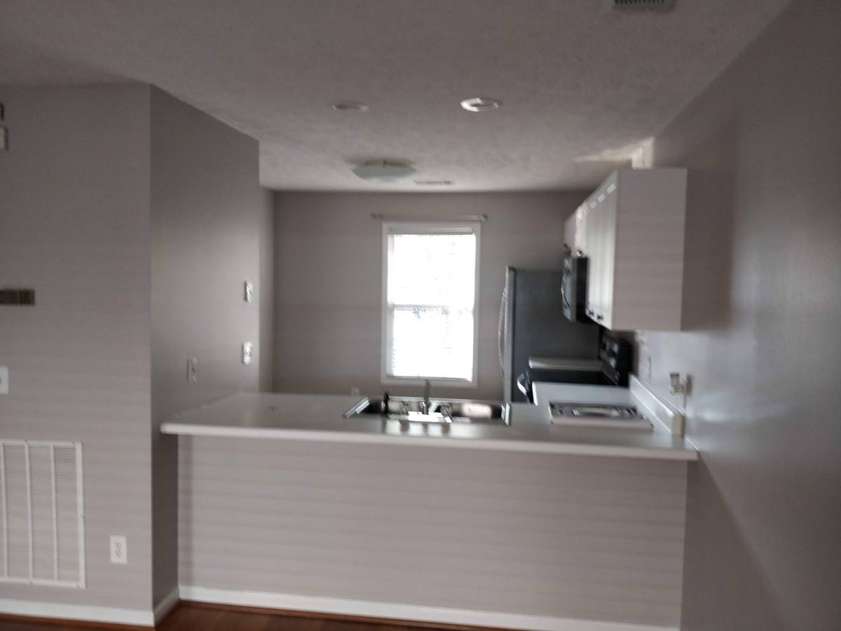 Townhouse for rent at 1477 N Donahue, Auburn, AL 36830