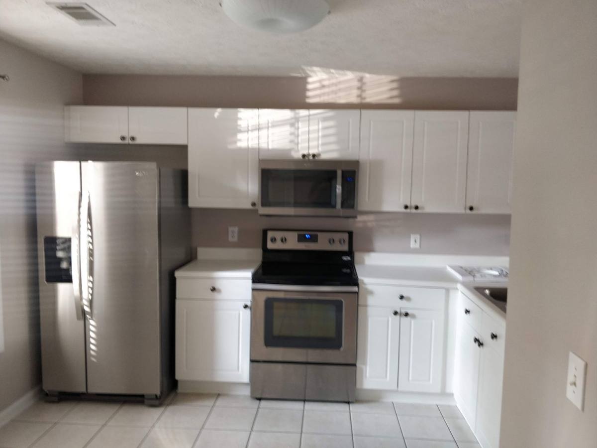Townhouse for rent at 1477 N Donahue, Auburn, AL 36830