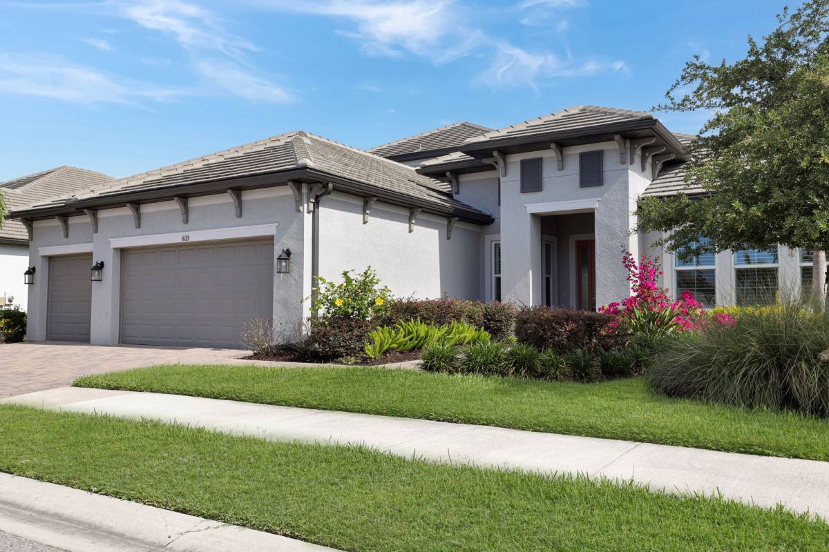 House for rent at 6133 Lungo Lago Dr, Sarasota, FL 34241