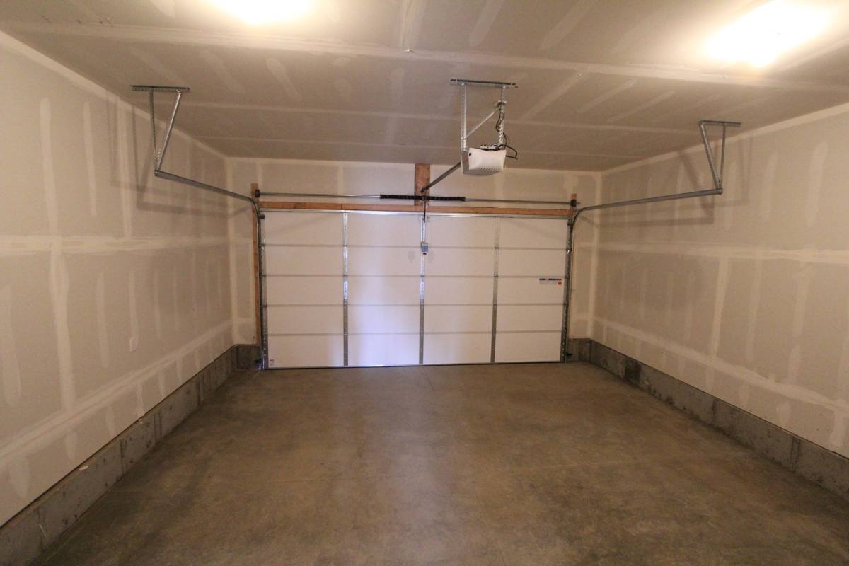 Apartment for rent at 919 921 Greenfield Dr, Cheney, WA 99004