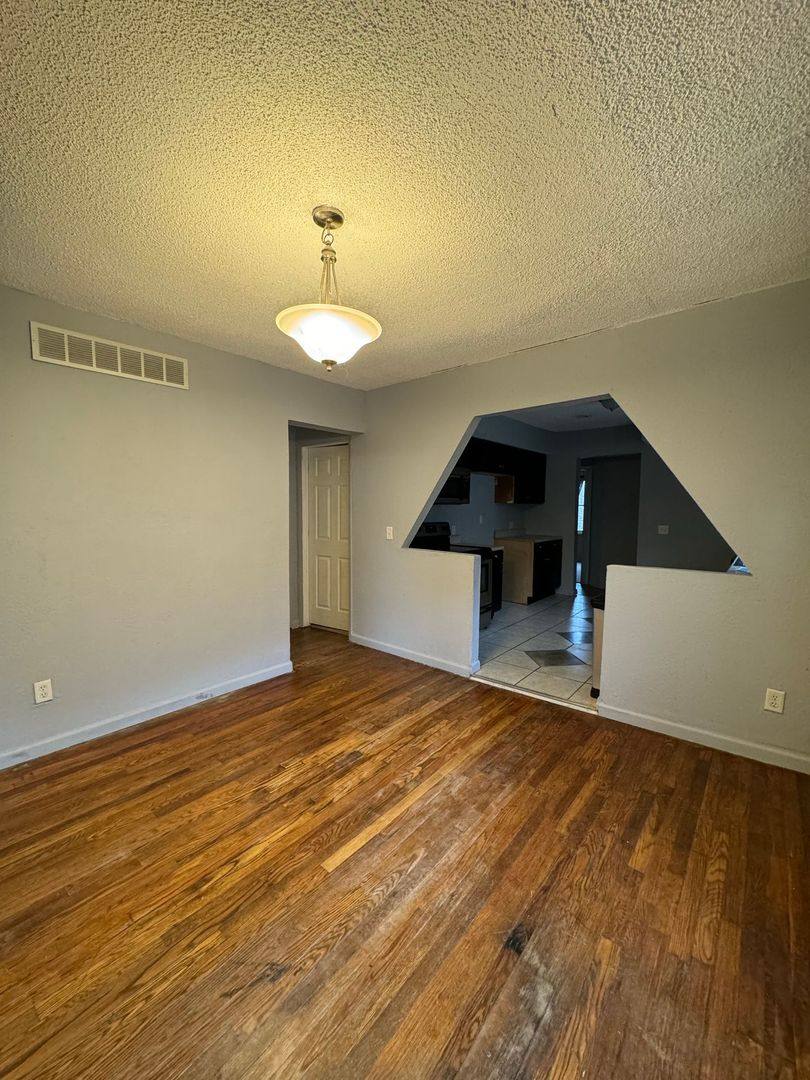 House for rent at 4237 E 62nd St, Kansas City, MO 64130