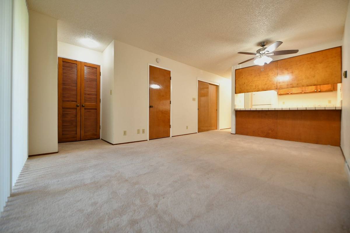 Apartment for rent at 121-133 Moss Ave, Oakland, CA 94611