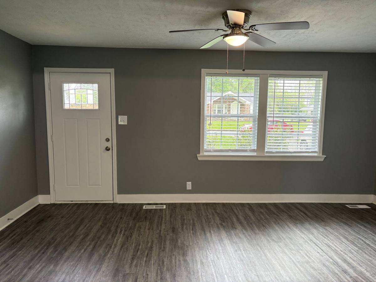 House for rent at 135 N Meadow Dr, Clarksville, TN 37043