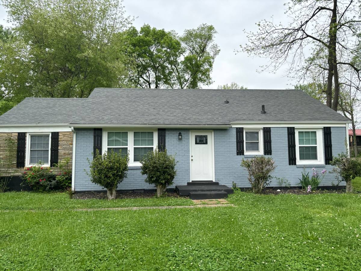 House for rent at 135 N Meadow Dr, Clarksville, TN 37043
