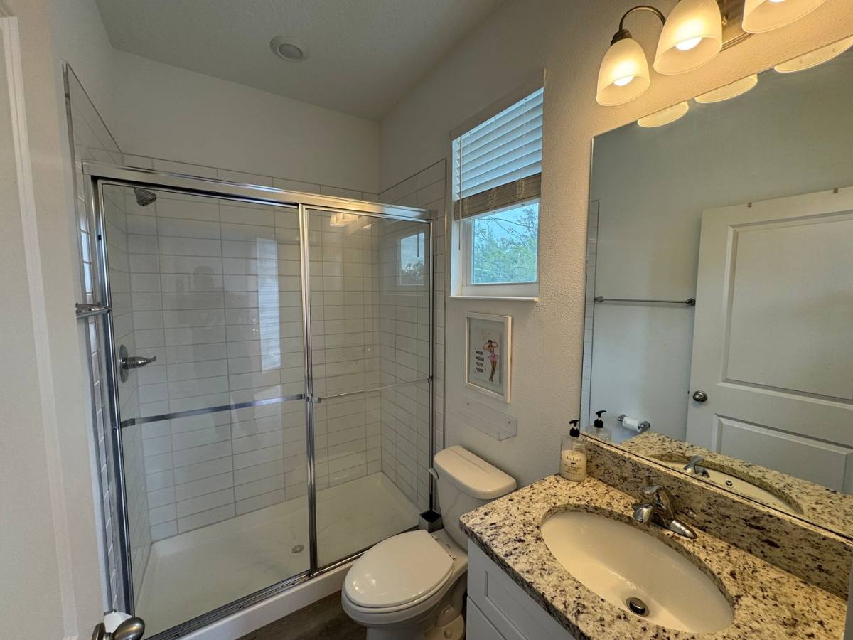 Apartment for rent at 1101 1 2 13th Ave S, Saint Petersburg, FL 33705