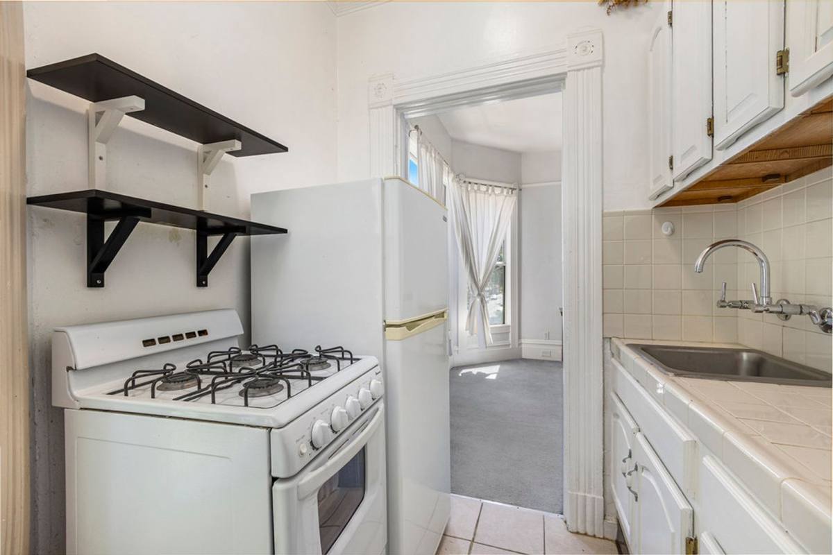 Apartment for rent at 1315 Chestnut St, Alameda, CA 94501