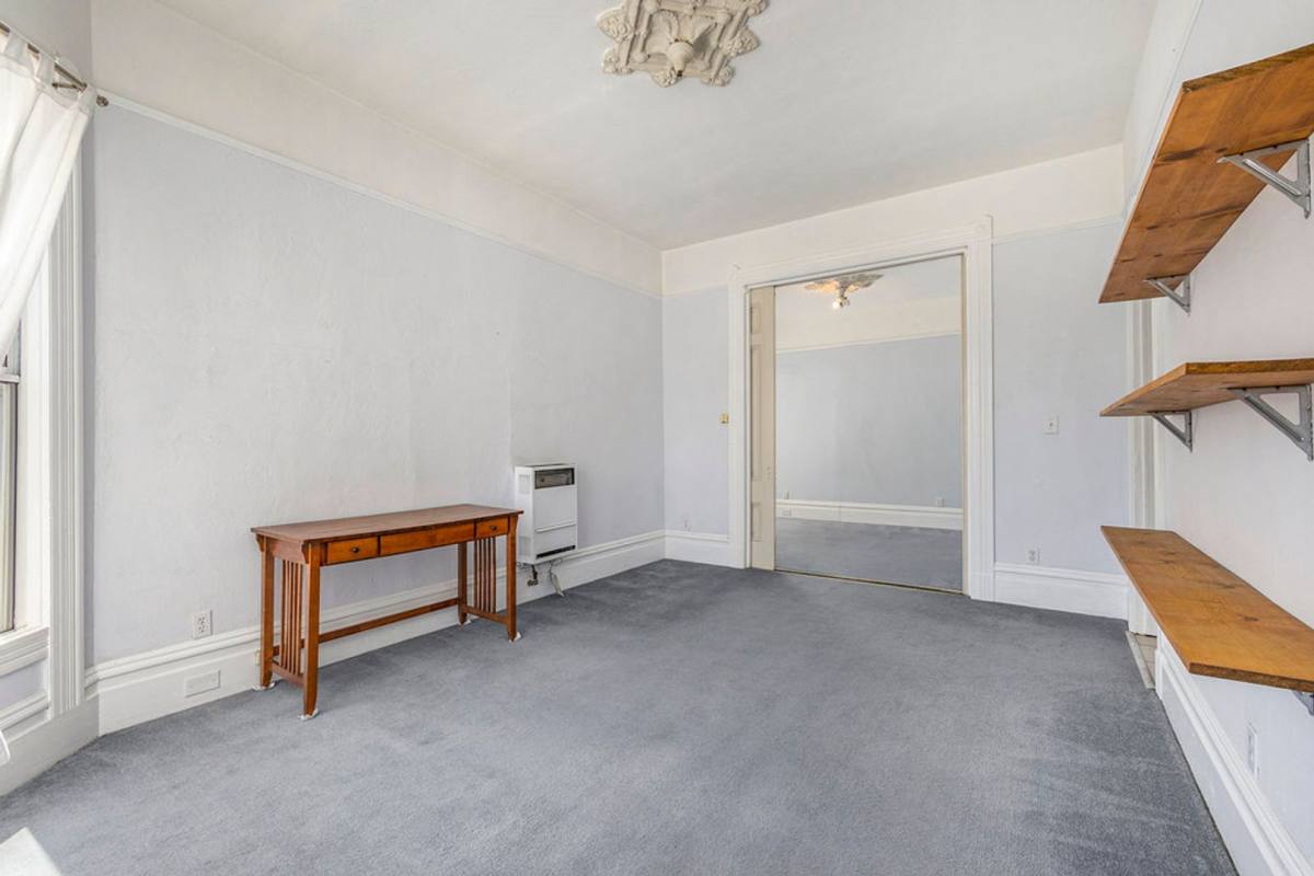 Apartment for rent at 1315 Chestnut St, Alameda, CA 94501