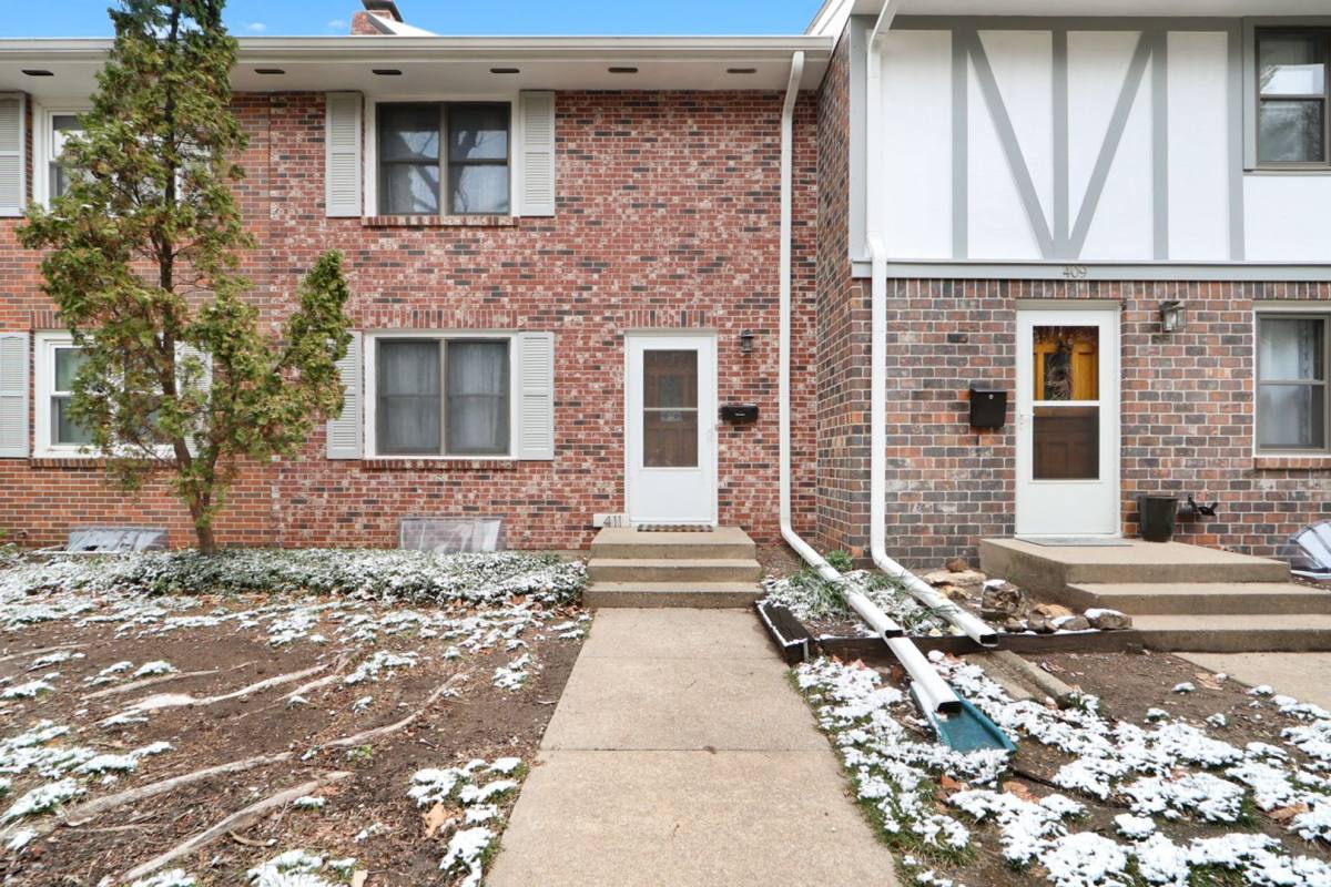 Townhouse for rent at 411 Timberwick Place, Manhattan, KS 66503