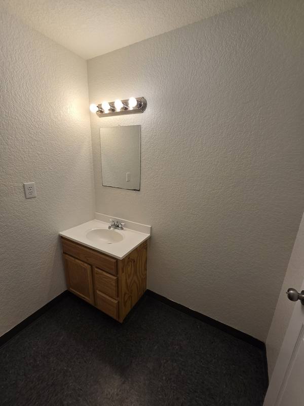 Apartment for rent at 126 Alton Ave, Charlotte, TX 78011
