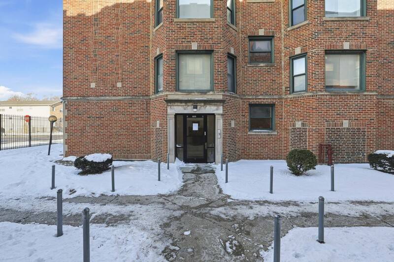 Apartment for rent at 7501 S Stewart Ave, Chicago, IL 60620