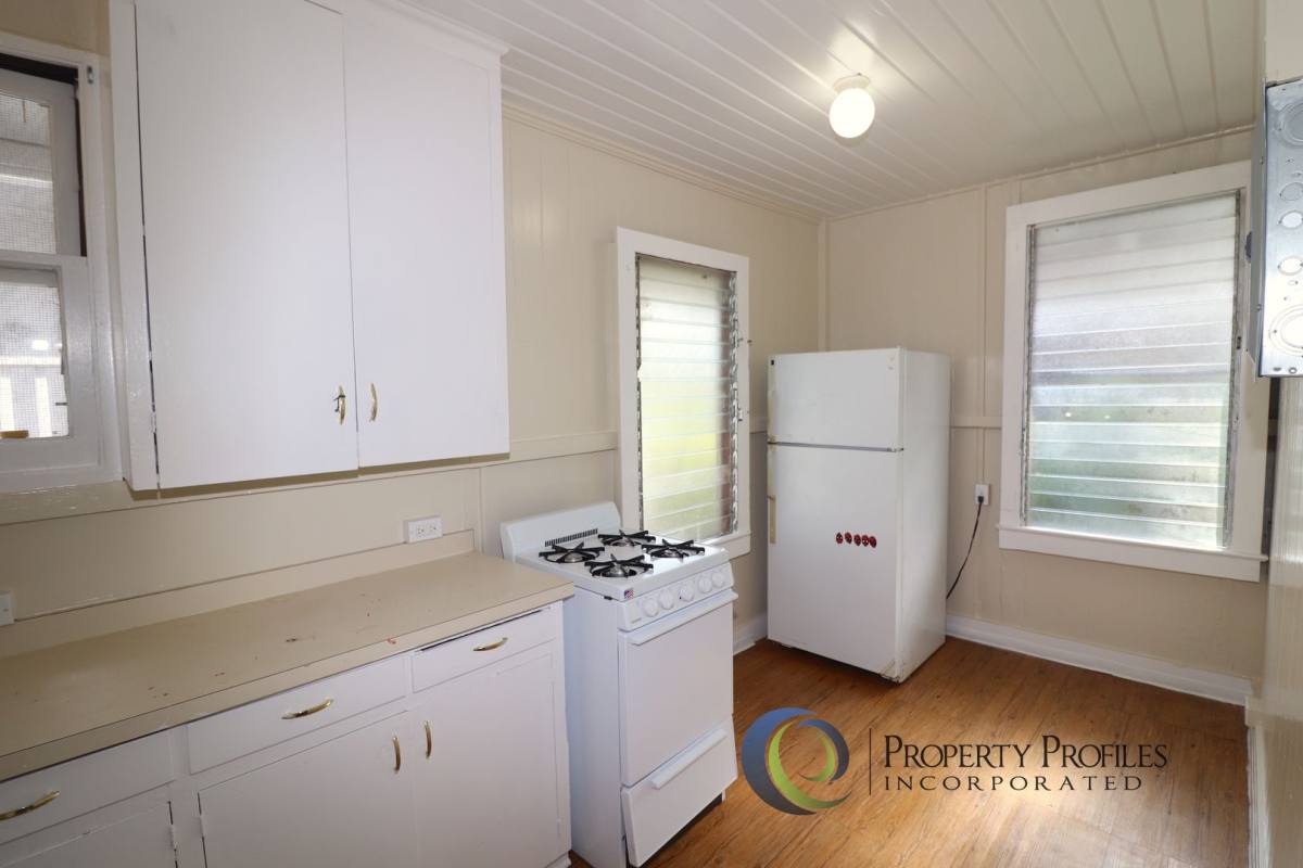 Apartment for rent at 3508 Kaau St, Honolulu, HI 96816
