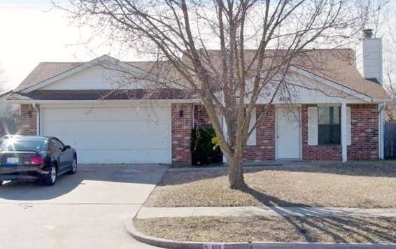House for rent at 808 Peregrine Dr, Norman, OK 73071