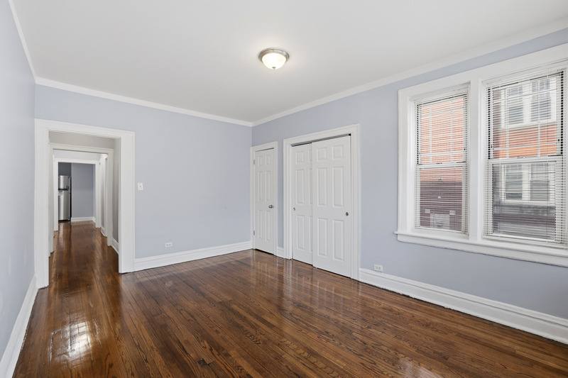 Apartment for rent at 7816 S Cornell Ave, Chicago, IL 60649