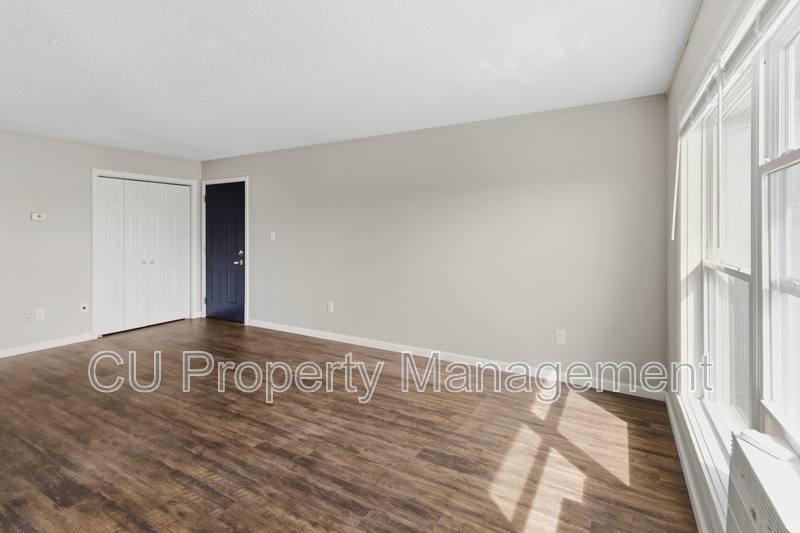 Apartment for rent at 1605 N Willow Rd, Urbana, IL 61801