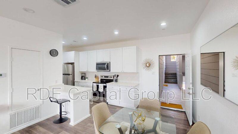 Apartment for rent at 3235 Dallas St, Dallas, TX 75210