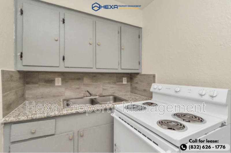 Apartment for rent at 409 Austin Rd #17, Conroe, TX 77301