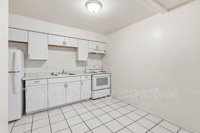 Apartment for rent at 319 E Mohave Rd, Tucson, AZ 85705