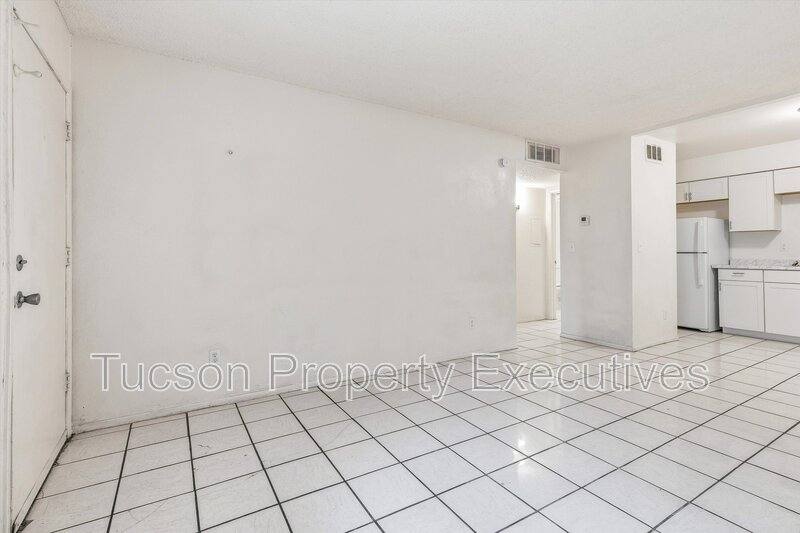 Apartment for rent at 319 E Mohave Rd, Tucson, AZ 85705