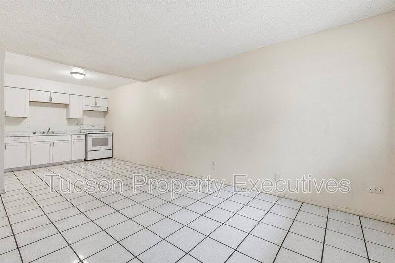 Apartment for rent at 319 E Mohave Rd, Tucson, AZ 85705