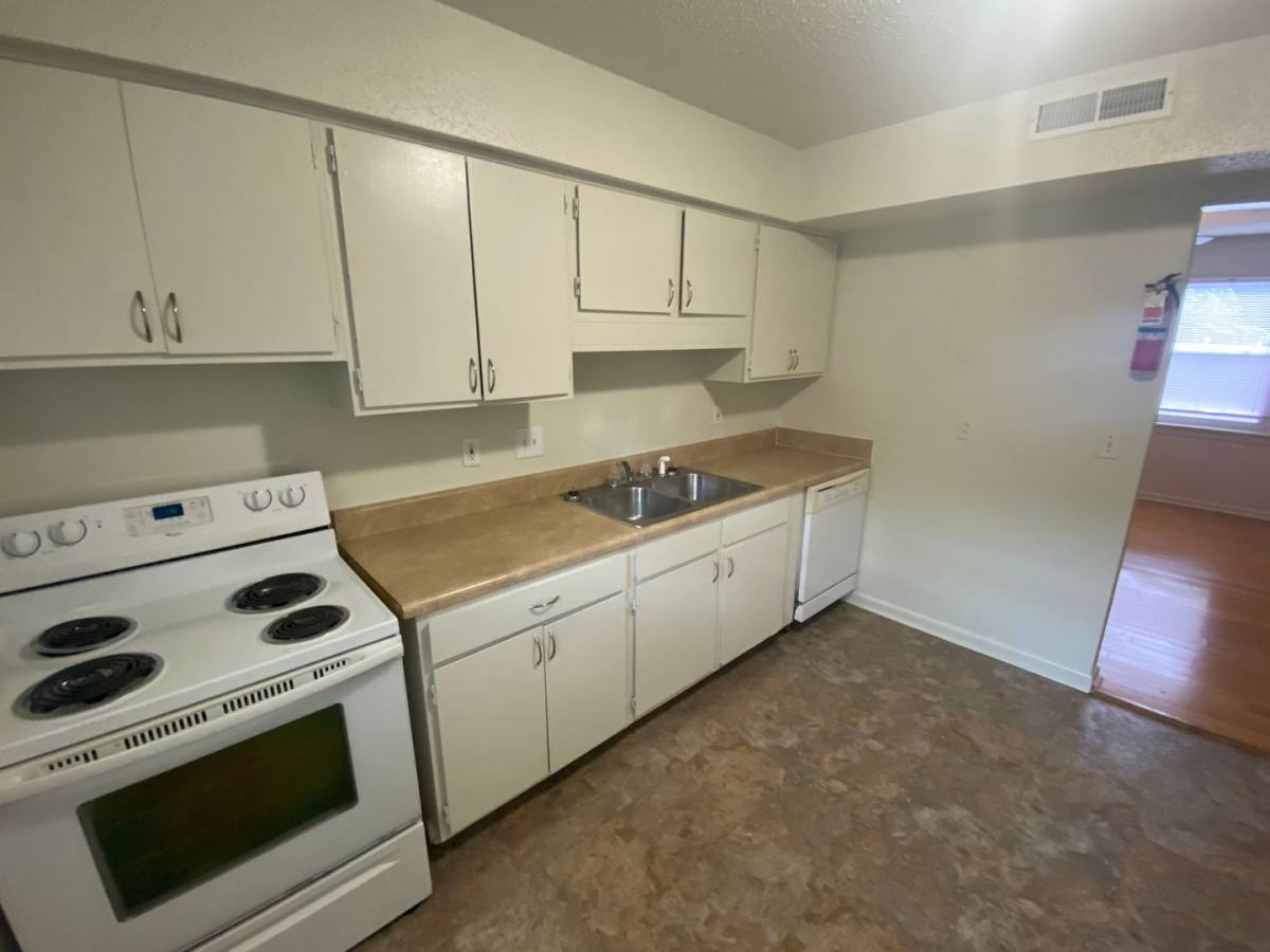 Apartment for rent at 2000-2018 Jersey Ave, Durham, NC 27707