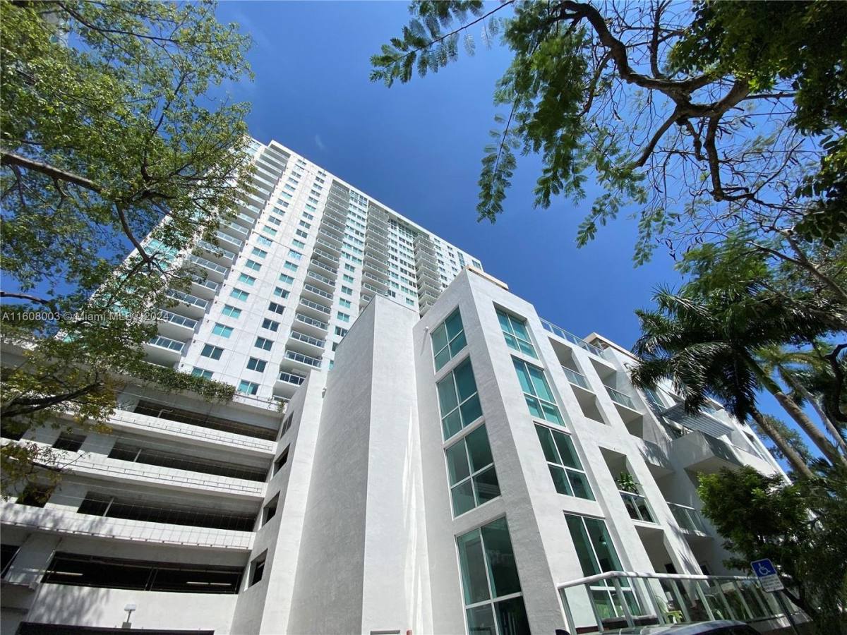 Apartment for rent at 1861 NW S River Dr, Miami, FL 33125