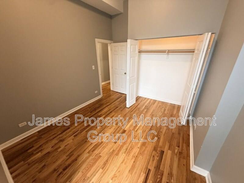 Apartment for rent at 2213 W Washington Blvd #2F, Chicago, IL 60612