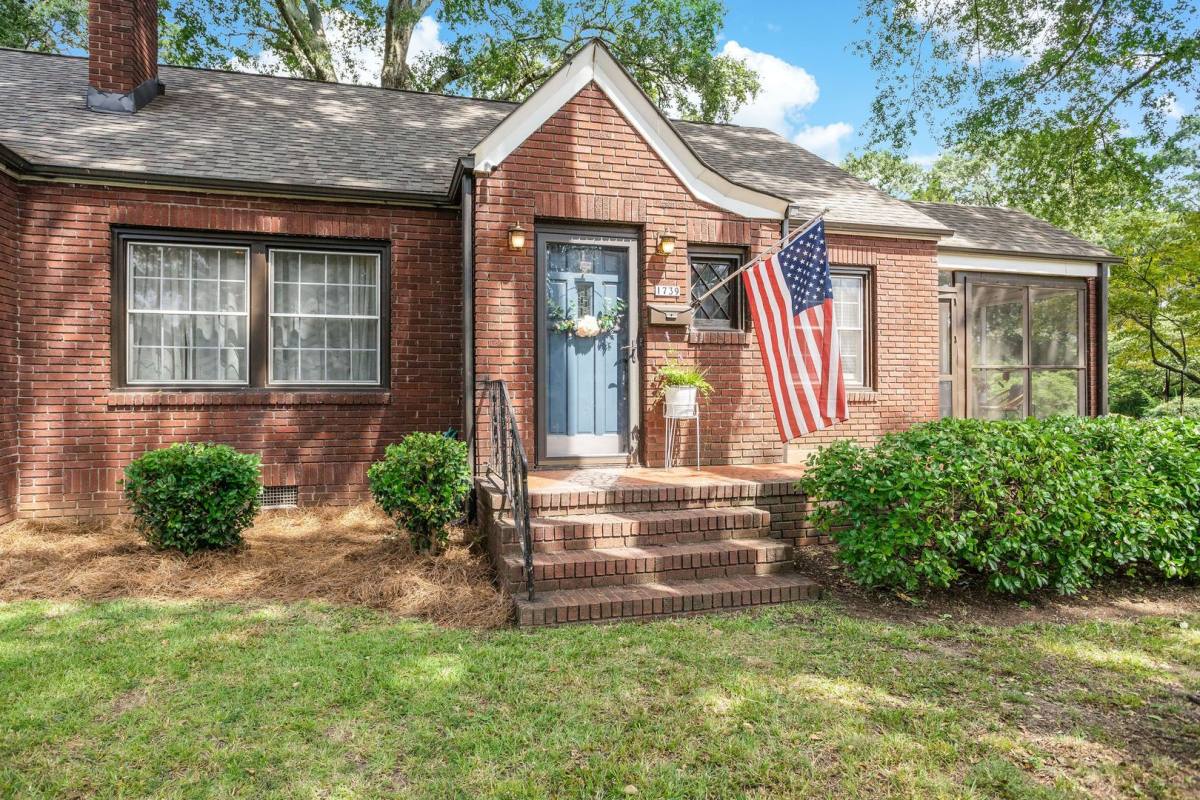 House for rent at 1739 E N St, Greenville, SC 29607