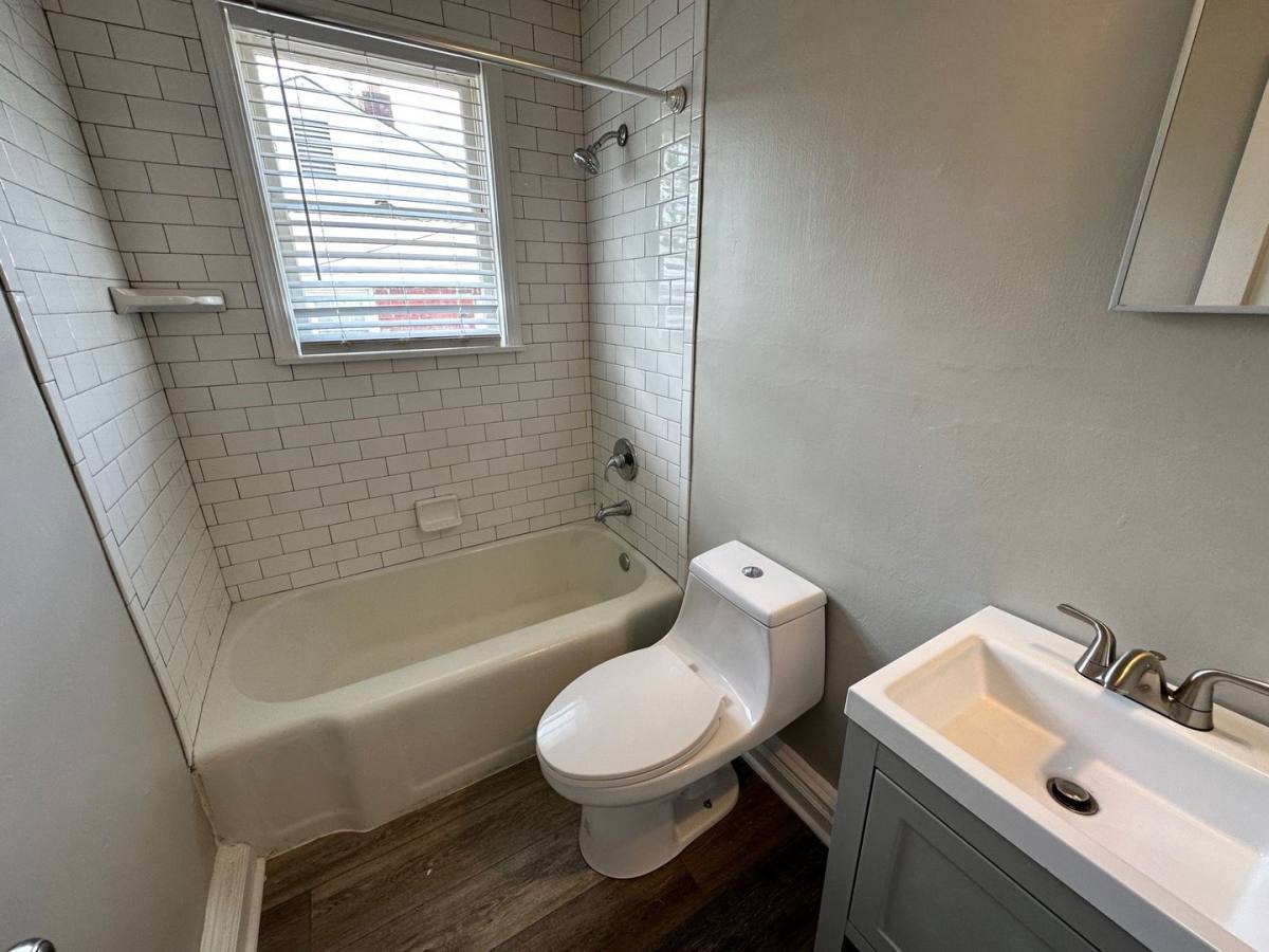 Townhouse for rent at 108-110 Kilbourne Rd, Columbia, SC 29205