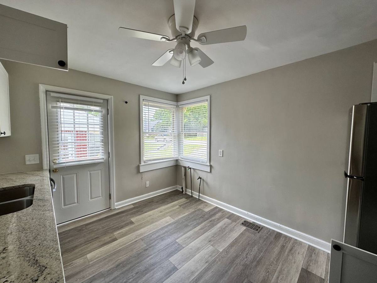 Townhouse for rent at 108-110 Kilbourne Rd, Columbia, SC 29205