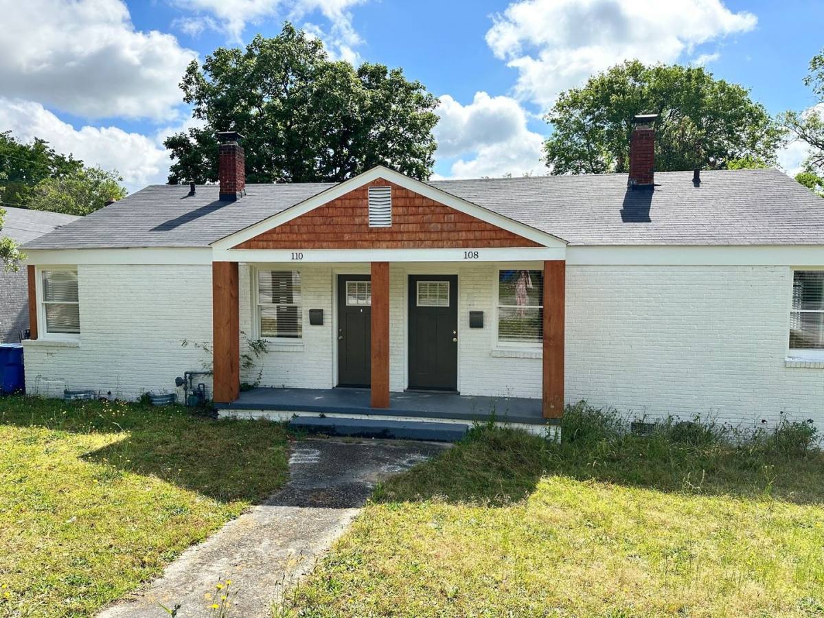 Townhouse for rent at 108-110 Kilbourne Rd, Columbia, SC 29205
