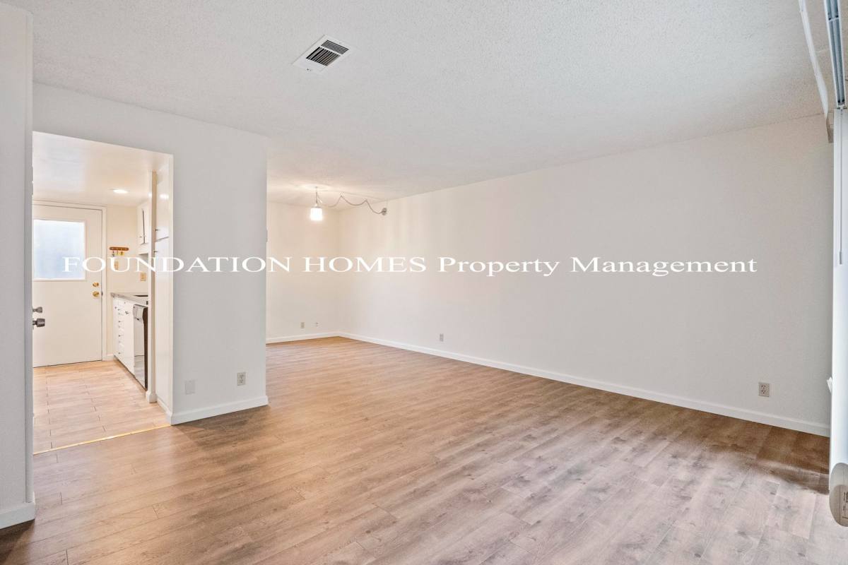 Townhouse for rent at 67 Roundtree Blvd, San Rafael, CA 94903