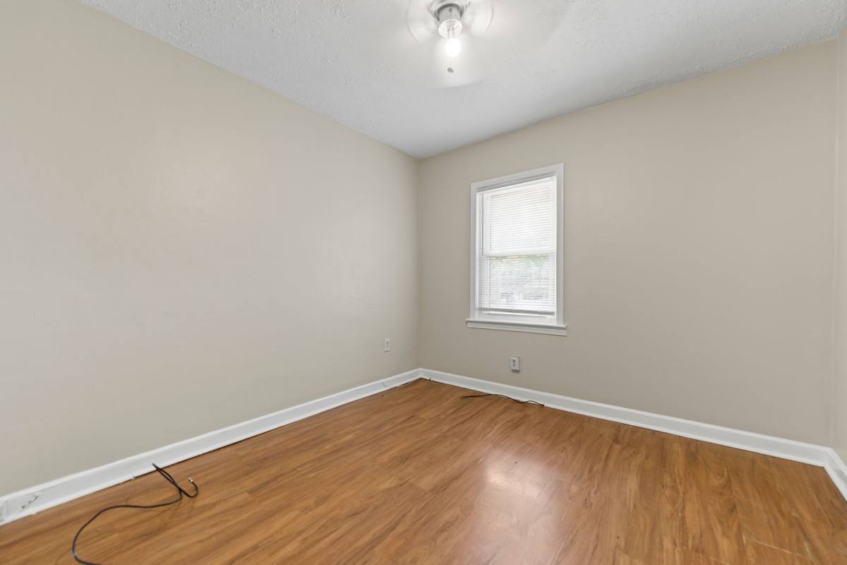 Townhouse for rent at 725 S 16th St, Louisville, KY 40210
