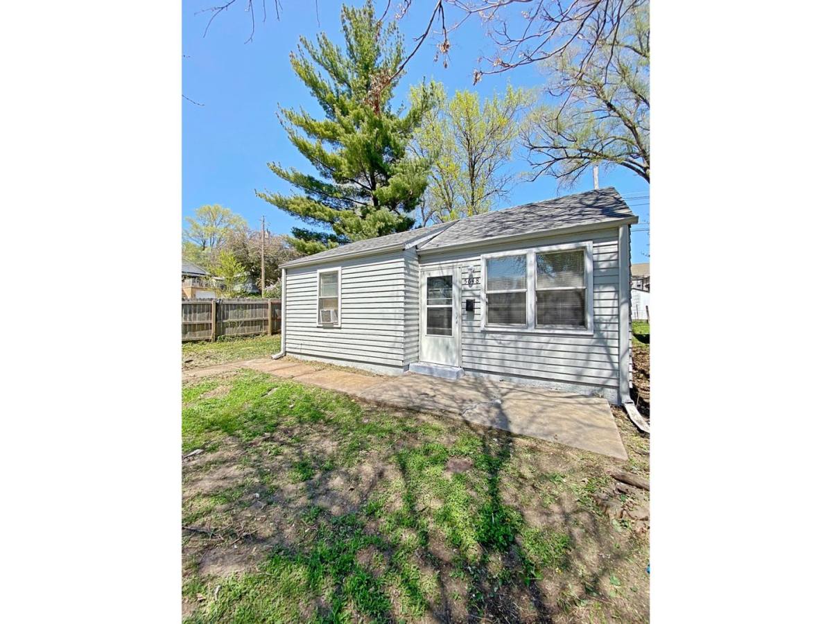 House for rent at 5648 Dorcas St, Omaha, NE 68106