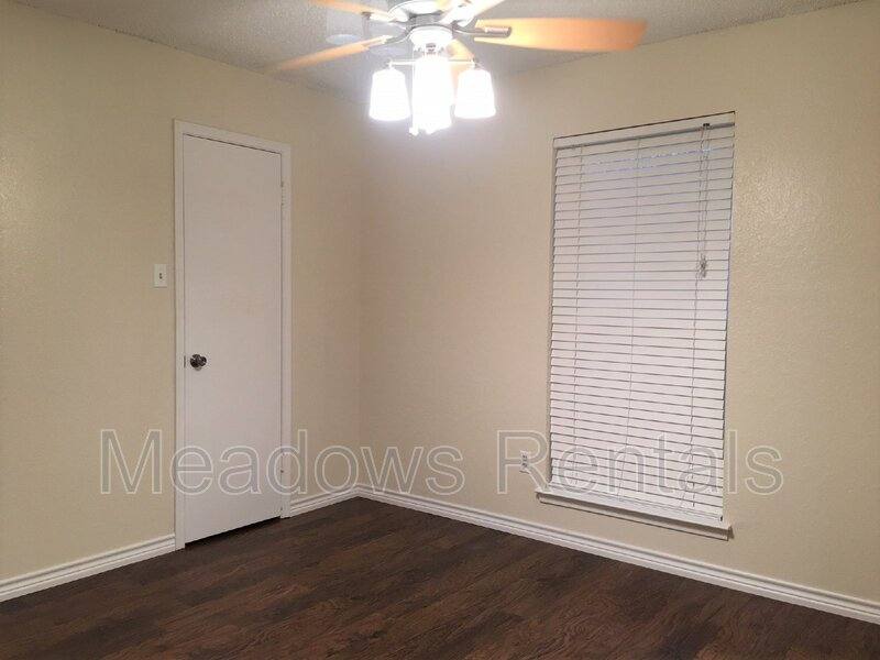 House for rent at 606 Circle Creek Dr, Hewitt, TX 76643