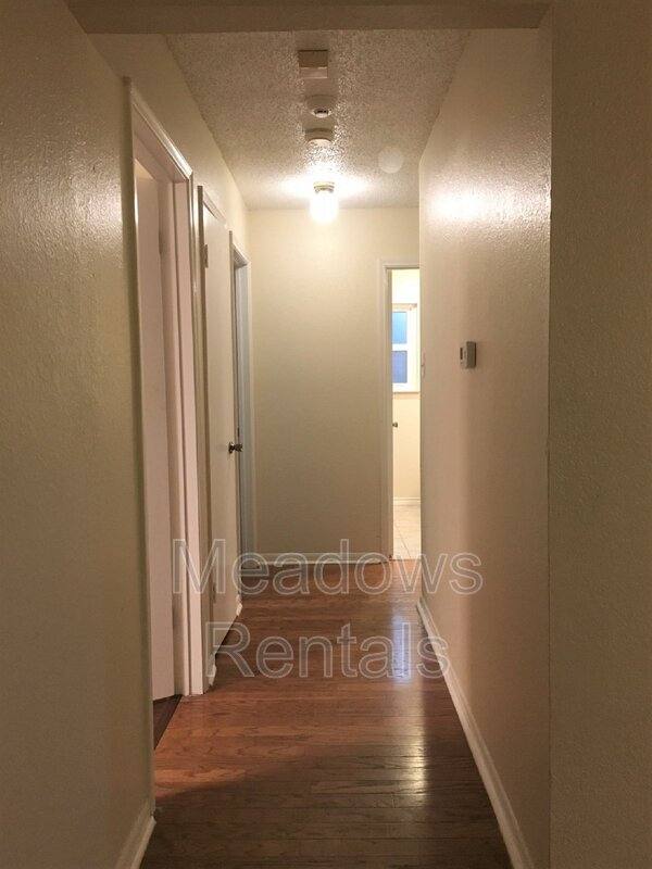 House for rent at 606 Circle Creek Dr, Hewitt, TX 76643